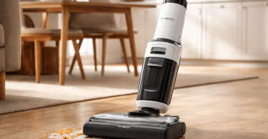 Tineco Floor One Stretch S6 en situation dans une cuisine sur sol dur